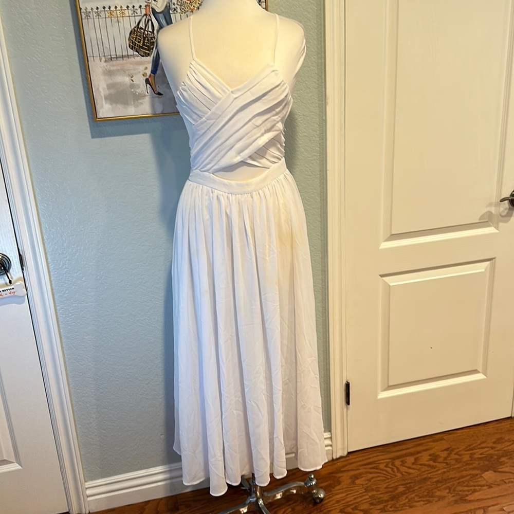 Lavish Alice • White Backless Dress • Sz 10 • NWT!